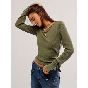 Free people roll With it thermal ribbed raw trim green medium new